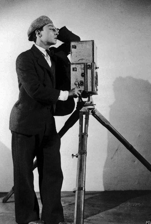 Buster Keaton - The Cameraman